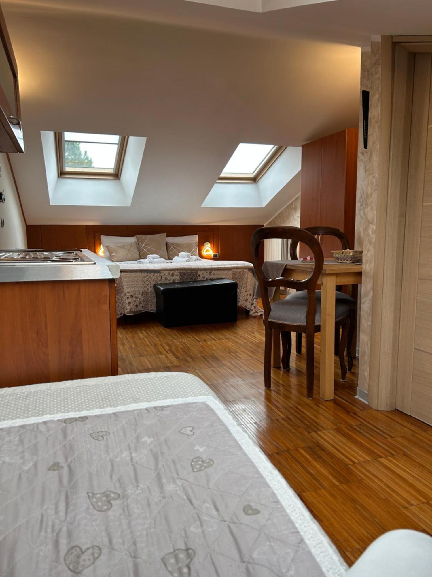 Aurelia Garden Gold B&B Rzym Zewnętrze zdjęcie